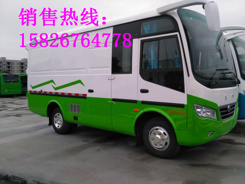 東風(fēng)載客式廂式貨車｜商超批發(fā)廂式貨車｜載客式廂式貨車廠家直銷