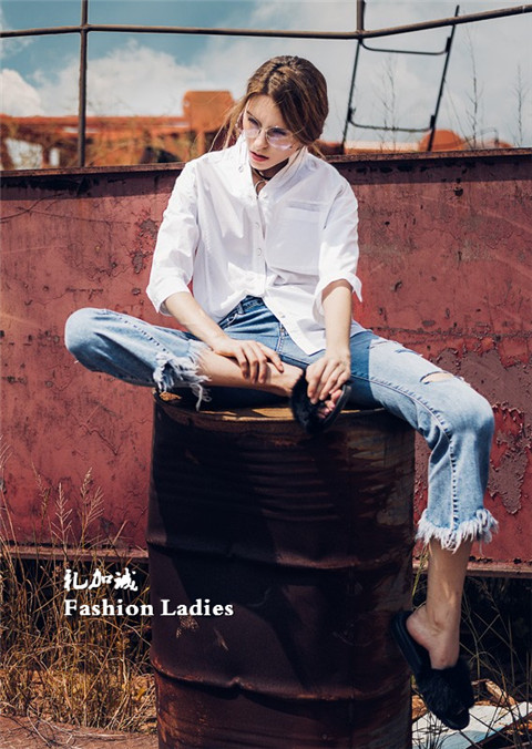 貝勒川女裝折扣 品牌女裝折扣店批發(fā)貨源