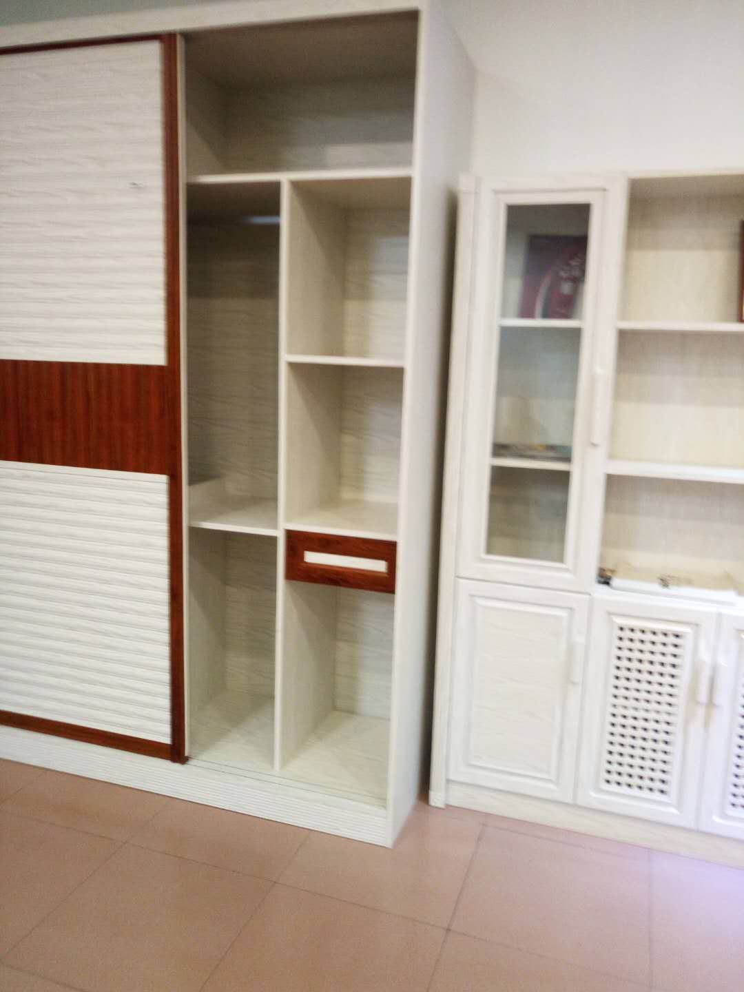 鋁合金衣柜、廣東鋁合金衣柜批發(fā)、廣州鋁合金衣柜售價(jià)