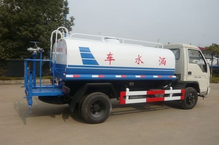 供應(yīng)福田道路灑水車福田灑水車道路灑水車 福田5噸灑水車
