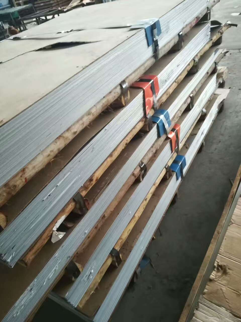 供應(yīng)佛山不銹鋼綜合板批發(fā) 佛山不銹鋼綜合板供應(yīng)商 佛山不銹鋼綜合板報價