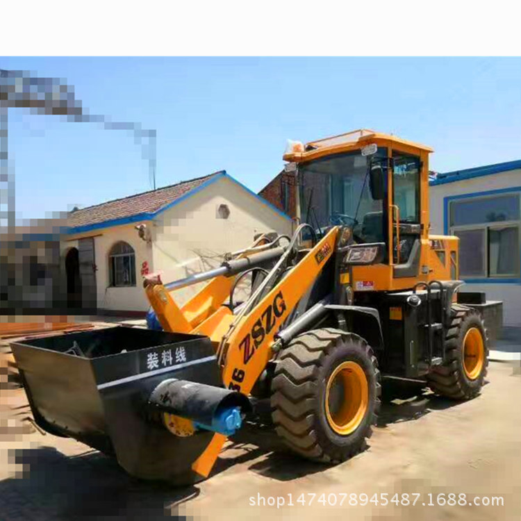 攪拌斗裝載機(jī)山東中首重工攪拌斗裝載機(jī)裝載機(jī)*惠行業(yè)*