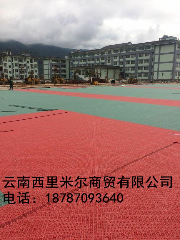 籃球場*懸浮拼裝地板優(yōu)質(zhì)PVC防滑防水 籃球場*復(fù)合型懸浮拼裝地板