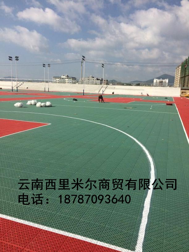 籃球場*懸浮拼裝地板優(yōu)質(zhì)PVC防滑防水 籃球場*復(fù)合型懸浮拼裝地板
