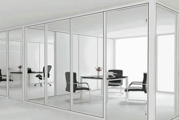 玻璃隔斷在裝修應(yīng)用 辦公隔斷，高隔斷，玻璃隔斷