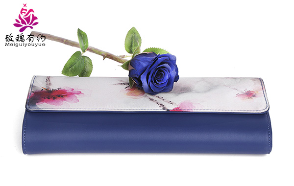 女包專賣店加盟,女士包包店加盟,玫瑰有約品牌女包20年