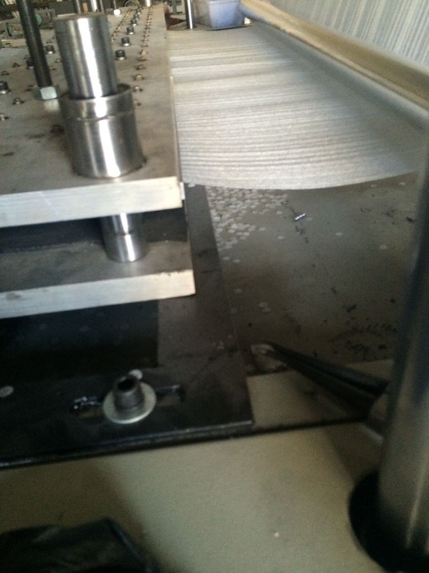 全自動(dòng)高速珍珠棉香蕉袋制袋機(jī)  高速珍珠棉香蕉袋制袋機(jī)