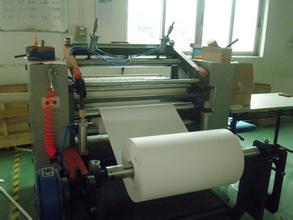 中心表面卷曲高速分切機(jī) 電腦自動(dòng)中心表面卷曲分切機(jī)