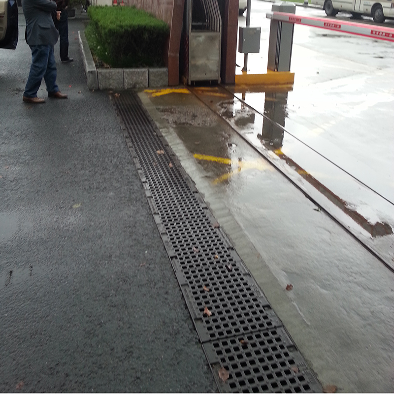 青島豪潤(rùn)300系列HDPE成品排水溝 高承重