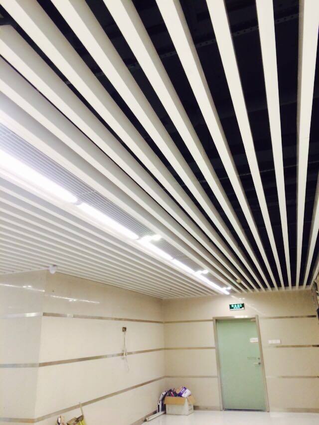 木紋鋁方通 型材鋁方通 異形鋁方通