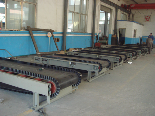 調(diào)速皮帶秤【山東領(lǐng)銳】 新型皮帶秤  高精度皮帶秤  配料皮帶秤品質(zhì)優(yōu)良