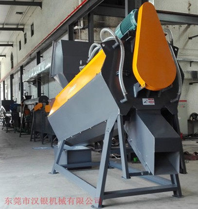 漢銀機(jī)械 壓縮瓶脫標(biāo)機(jī)，扁瓶扒紙機(jī)，飲料瓶剝紙機(jī)，剝皮機(jī)，扒皮機(jī)，脫皮機(jī)