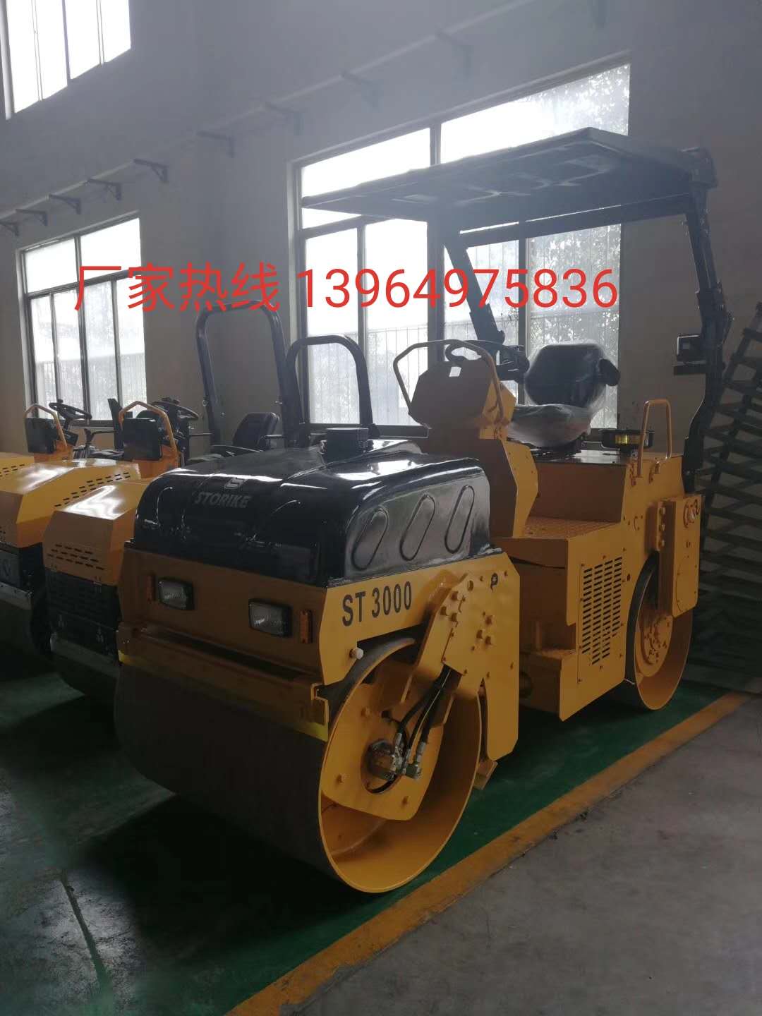 3噸壓路機 全液壓三缸水冷3噸壓路機產(chǎn)地* 國產(chǎn)老牌發(fā)動機動力強勁