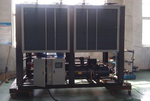 涂布機降溫制冷用螺桿式冷水機