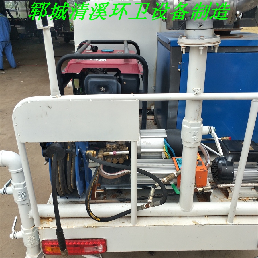 新能源電動四輪灑水車，新能源電動灑水車，新能源電動灑水車價格