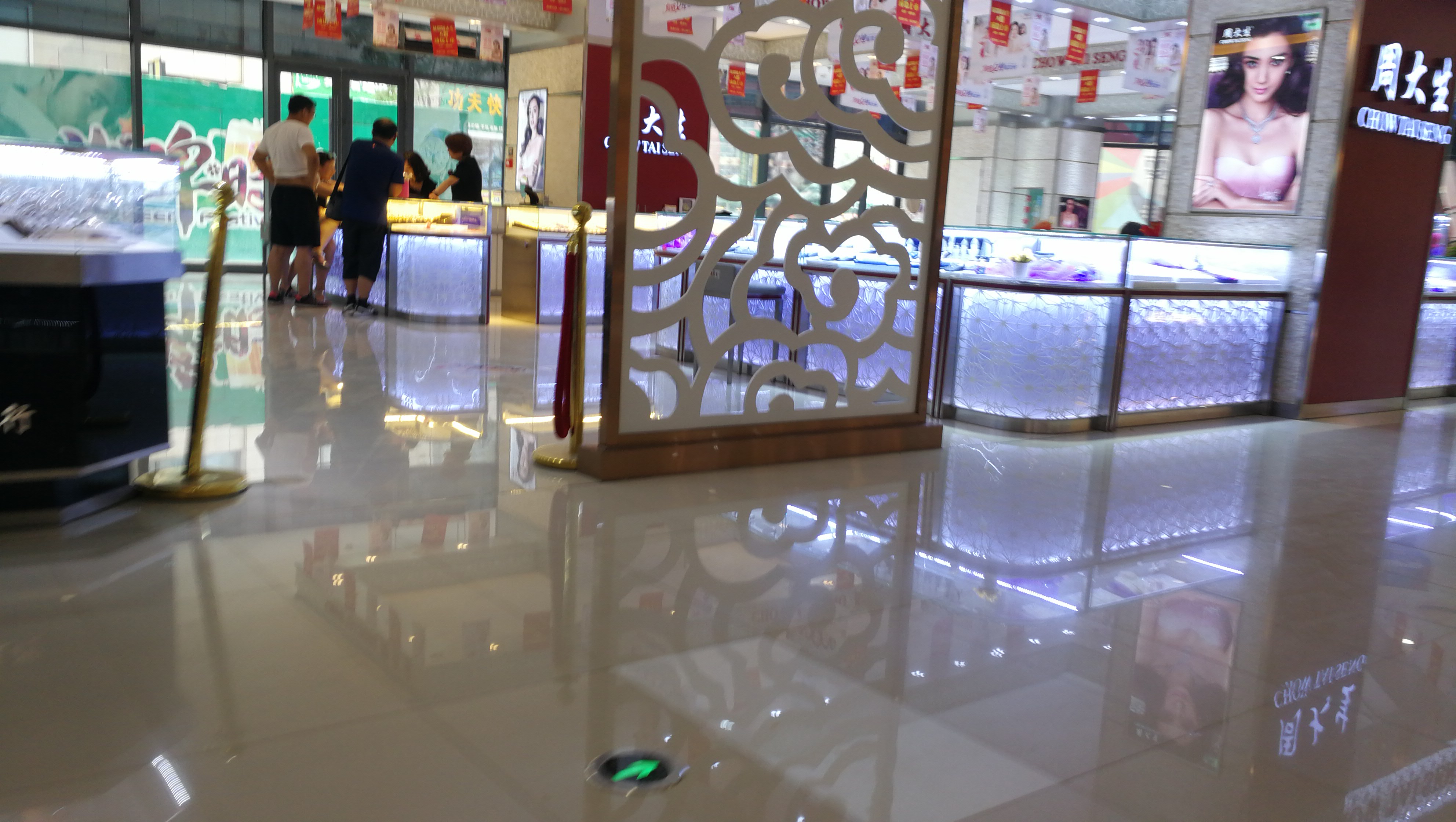 珠寶展廳，珠寶展柜，珠寶展柜制作，珠寶展示柜，珠寶展柜尺寸，珠寶展柜效果圖 珠寶展柜裝修