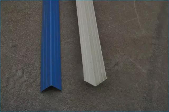 鋼結(jié)構(gòu)住宅包邊系統(tǒng) 鋼結(jié)構(gòu)廠房包邊系統(tǒng)施工