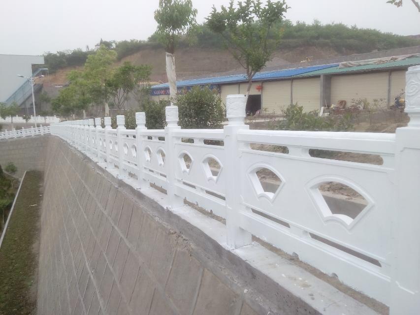 河堤護欄|陜西河堤護欄模具廠供應(yīng)|陜西河堤護欄供貨商|陜西河堤護欄批發(fā)價格 |陜西河道護欄廠家*