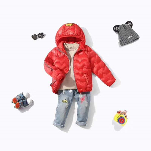 童裝廠家貨源批發(fā)兒童棉服羽絨服價格便宜