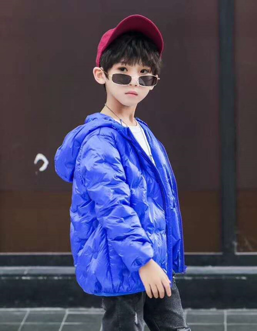 童裝廠家供應(yīng)兒童棉衣羽絨服棉服一手貨源