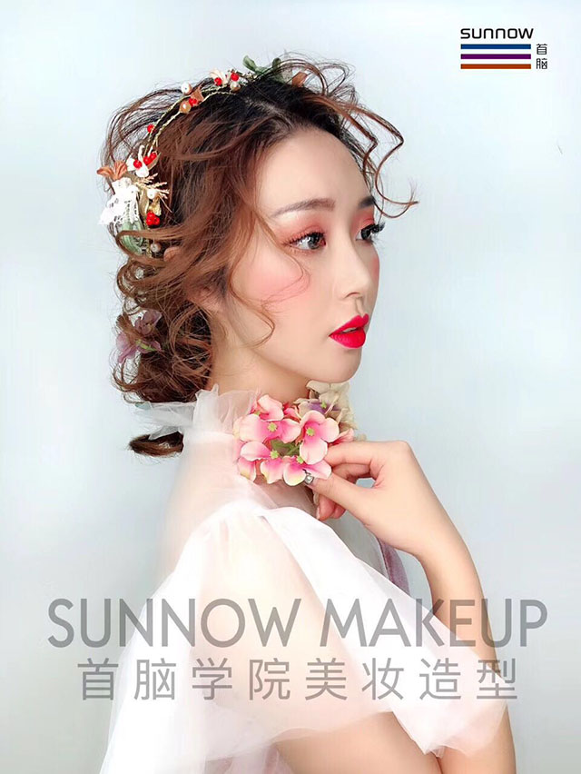 學(xué)化妝理論知識(shí)重要嗎