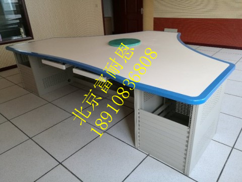 播音桌電視臺演播室直播桌訪談桌演播桌非標(biāo)定制