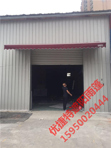 蘇州優(yōu)捷特伸縮式遮陽篷