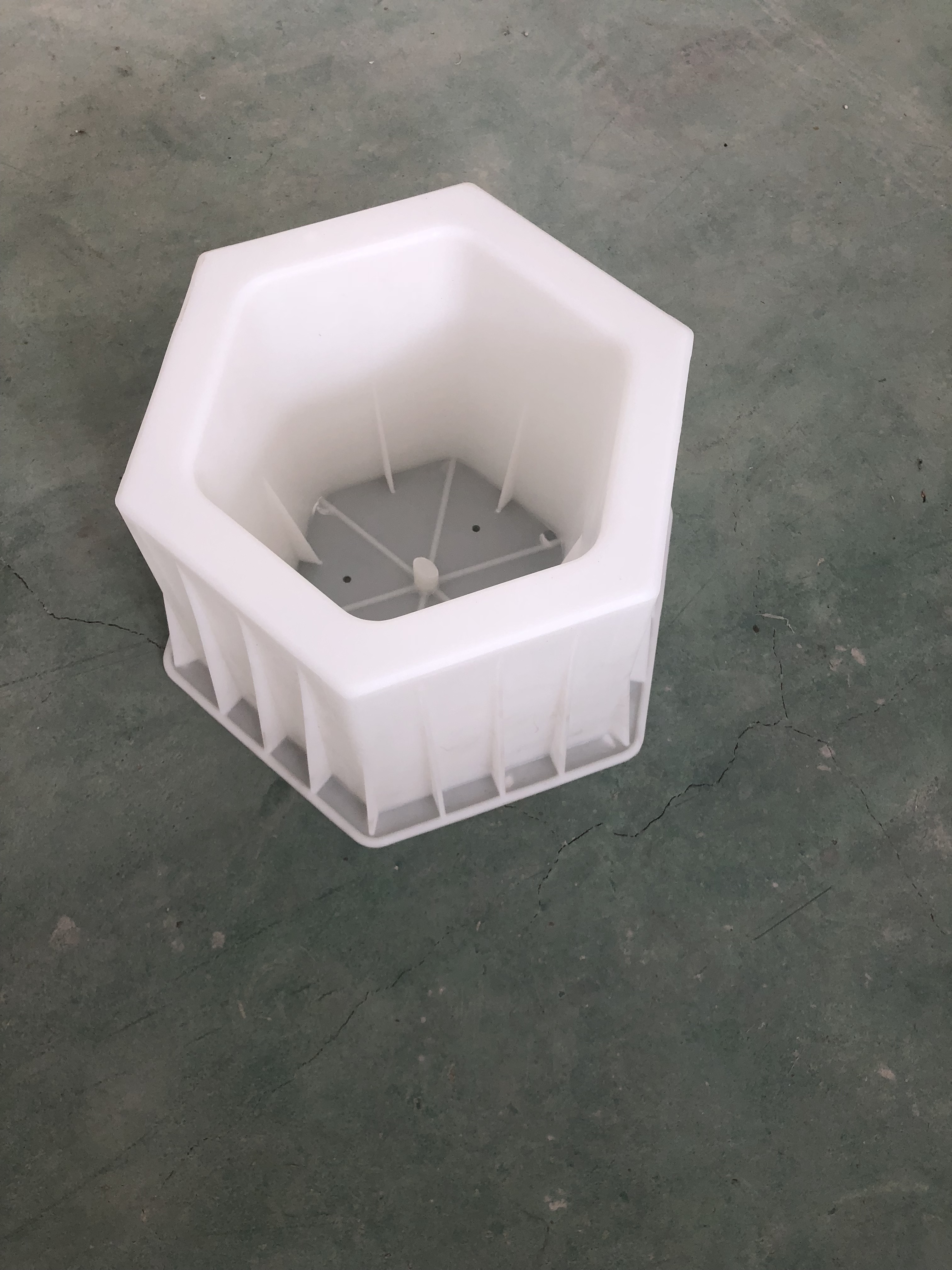 六角防護模具 購買六角護坡模具 六角防護模具   六角防護模具  六邊形護坡模具