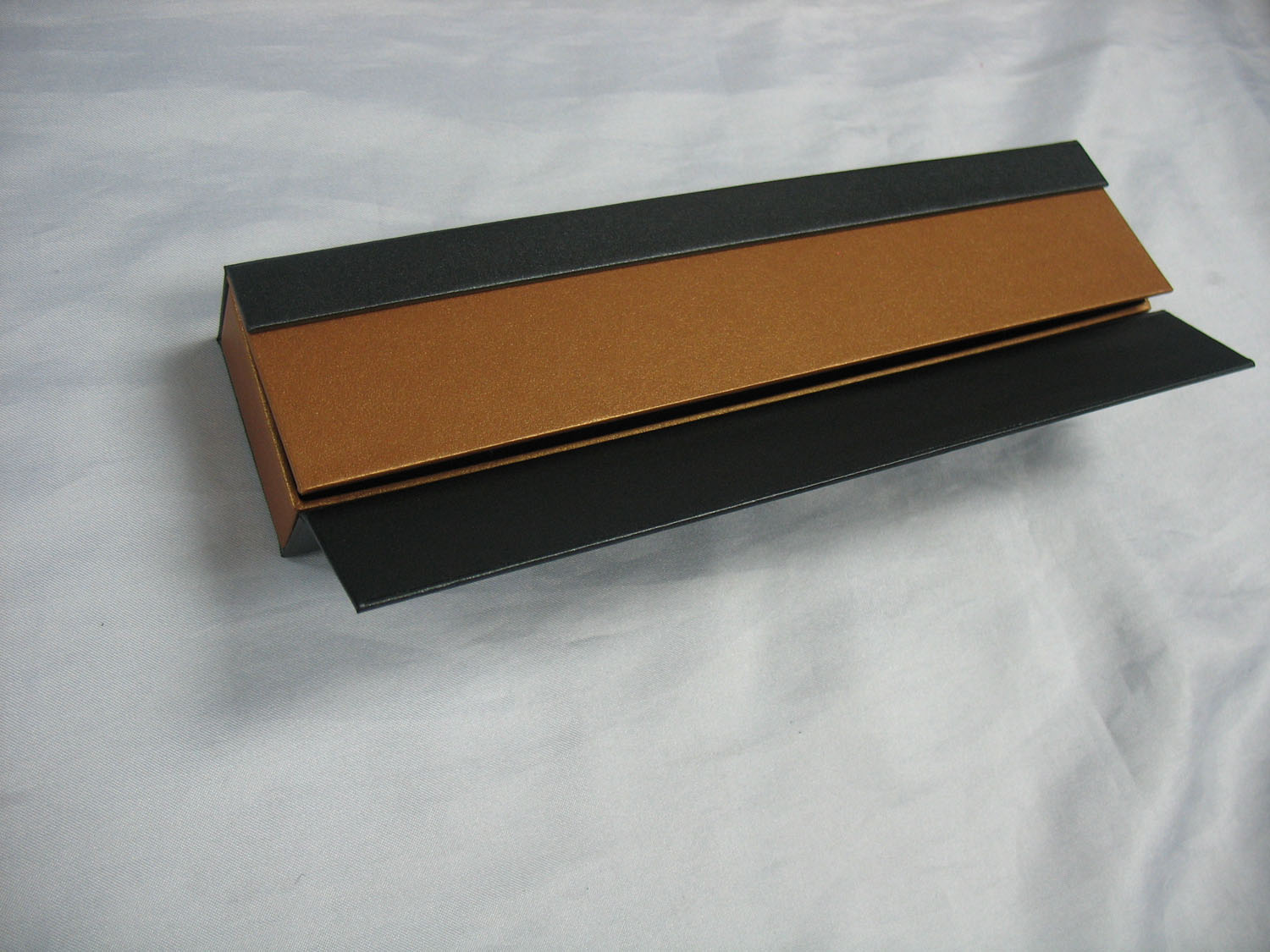 雙開手鏈盒-紙質(zhì)手鏈盒-廣東紙質(zhì)手鏈盒優(yōu)質(zhì)供應(yīng)商-廣東紙質(zhì)手鏈盒廠家定制-廣東手鏈盒批發(fā)價(jià)格