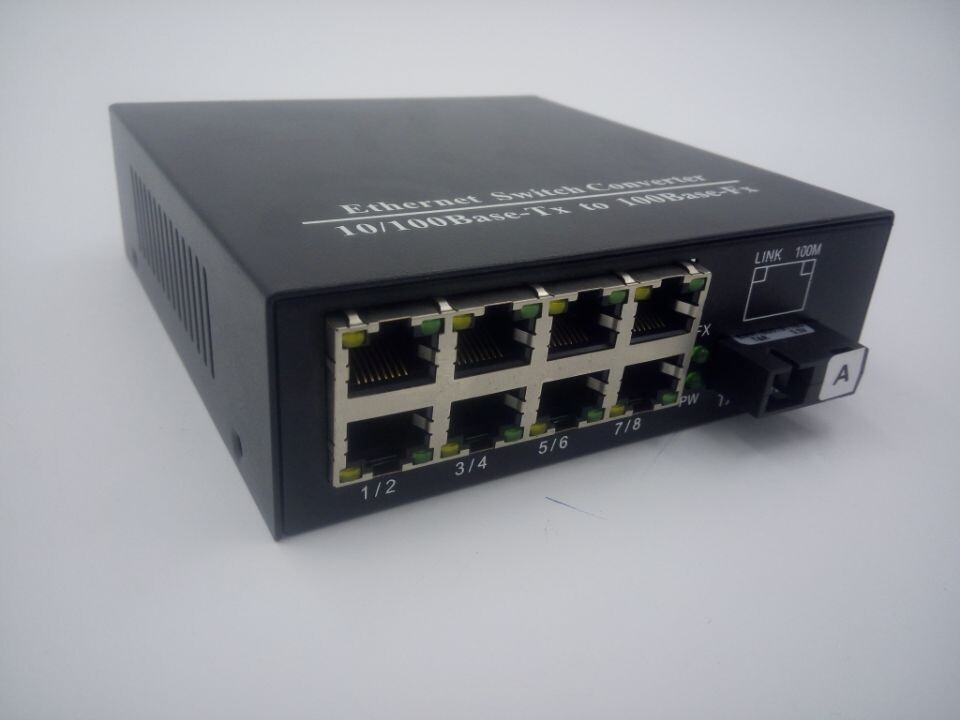 百兆1光8電收發(fā)器