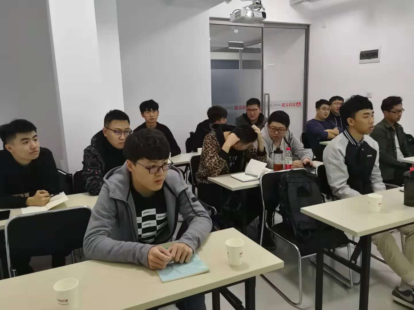 黑龍江省哈爾濱有沒有好點(diǎn)的JAVA培訓(xùn)學(xué)校 JAVA編程培訓(xùn)