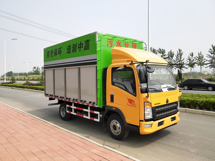 2018新型河道疏通車