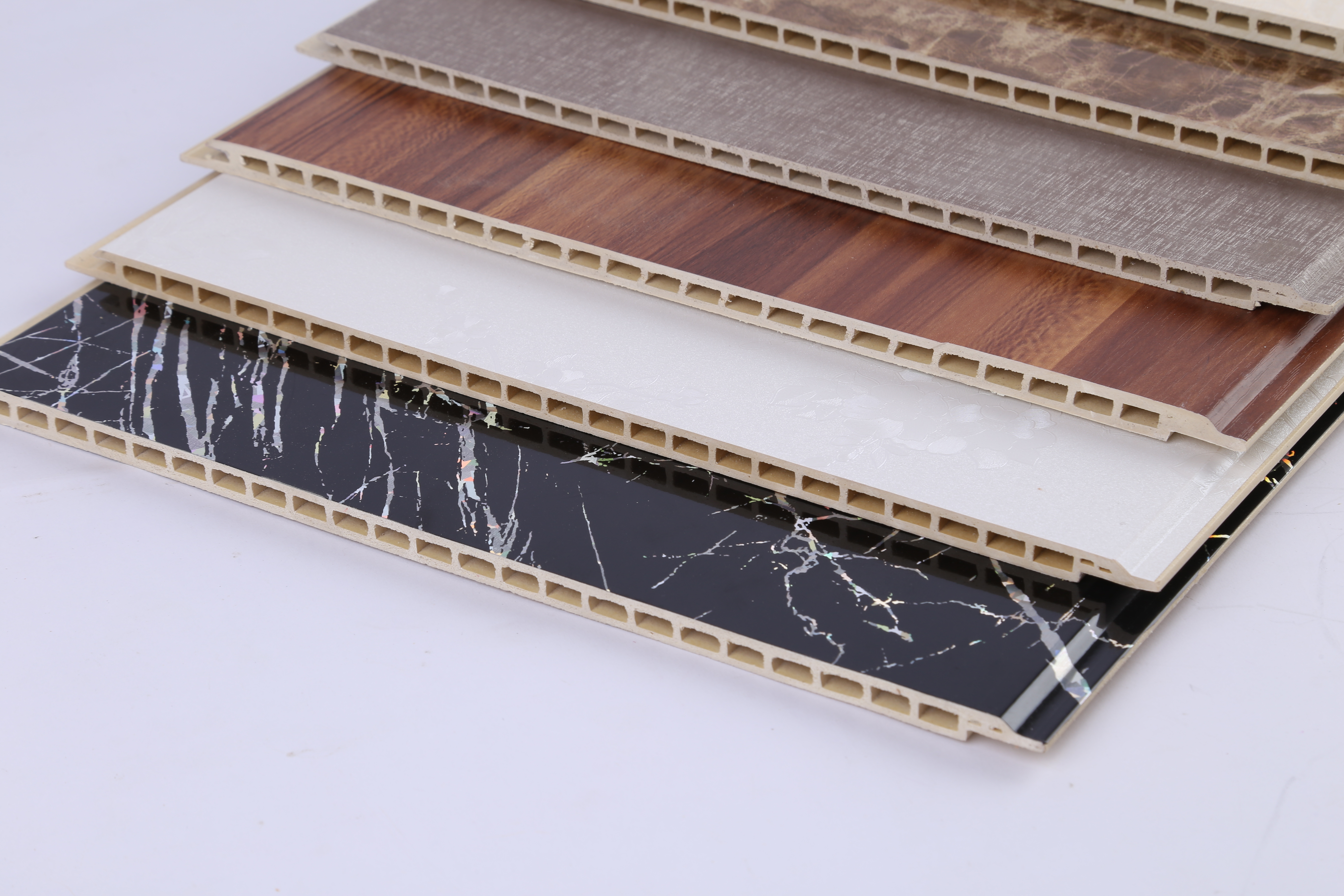 億家綠晨 300V縫竹木纖維集成墻板廠家直銷