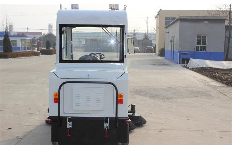 駕駛式掃地車電動清掃車電動駕駛式