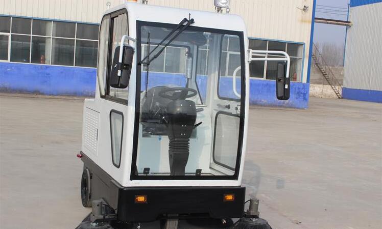 駕駛式掃地車電動清掃車電動駕駛式