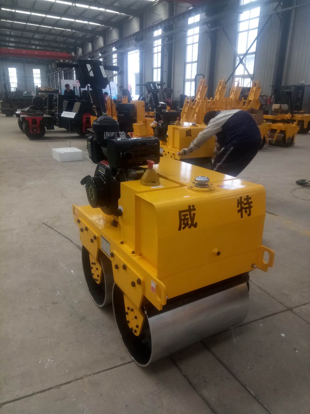 雙輪壓路機(jī) 路面土層小型手扶式