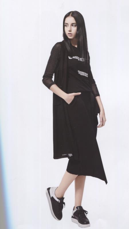品牌折扣女裝 女裝折扣 阿萊貝琳服飾品牌折扣女裝批發(fā)