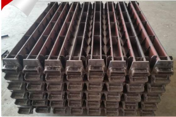 不銹鋼沖孔鏈板 滄州鏈條式輸送鏈板 青縣不銹鋼沖孔鏈板