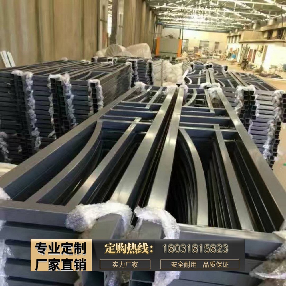 道路護欄生產(chǎn)廠家專業(yè)城市交通道路花式文化護欄，個性創(chuàng)意文化護欄定制。 花式護欄