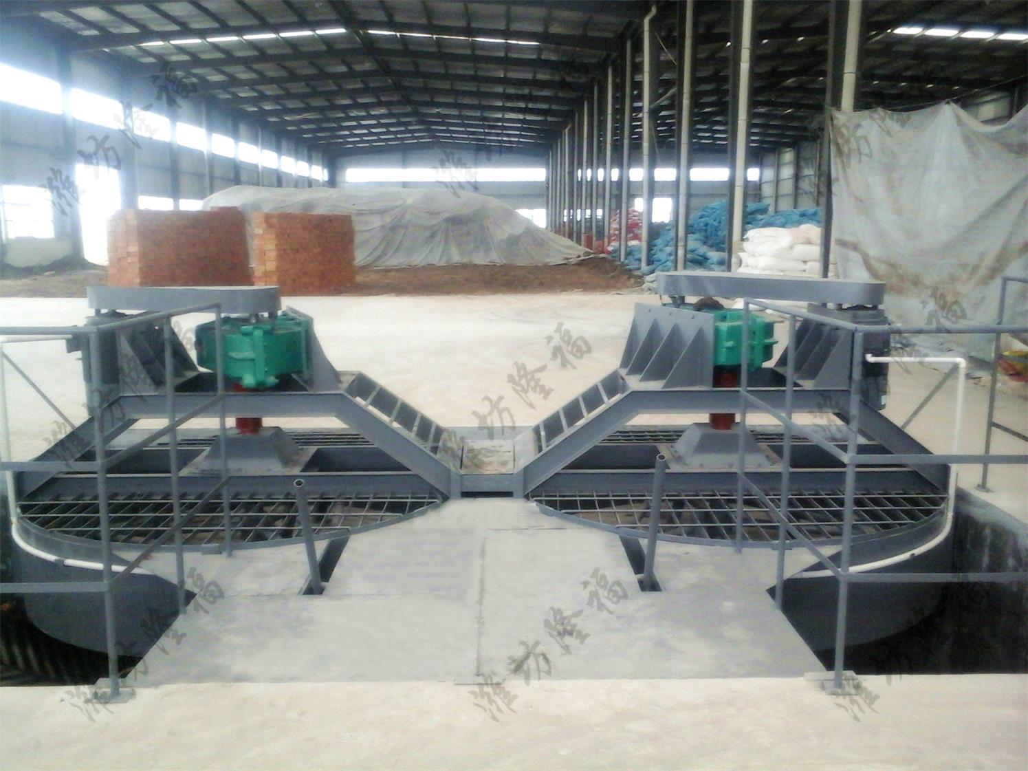 2019年新型環(huán)保、經(jīng)久耐用立式攪拌機(jī)