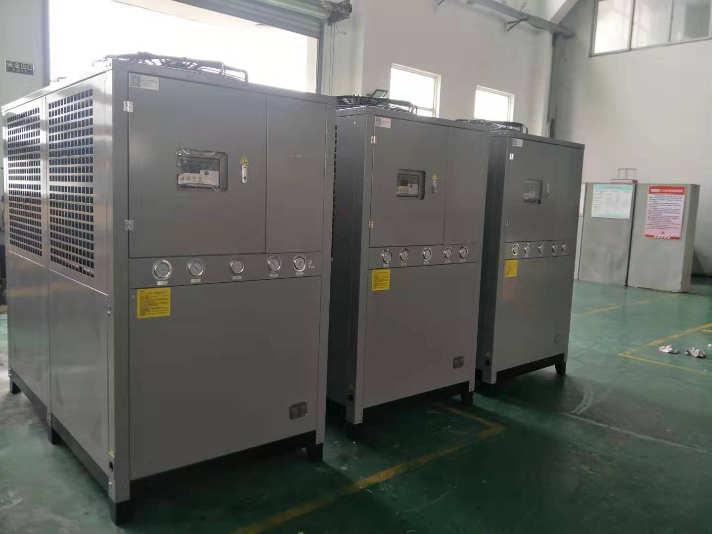 保定工業(yè)制冷機(jī)廠家  保定冷水機(jī)