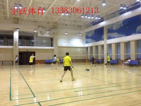 實(shí)木運(yùn)動(dòng)木地板廠家 專業(yè)運(yùn)動(dòng)木地板生產(chǎn)廠家