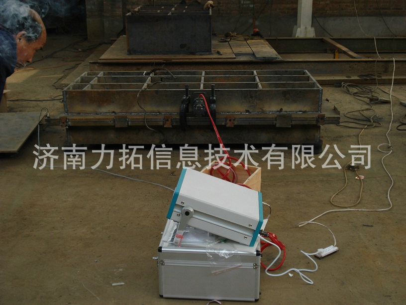 濟南振動時效設備 振動時效儀