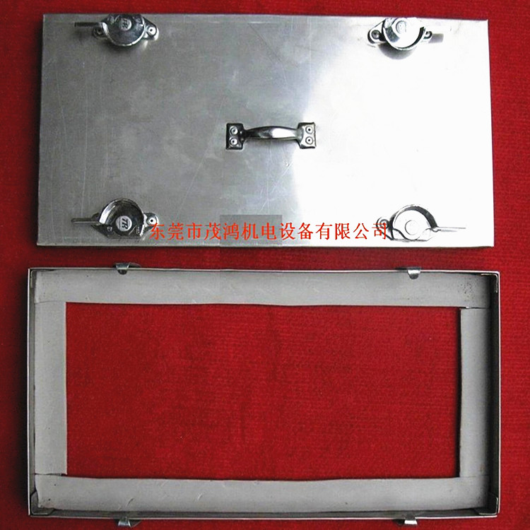 供應(yīng)　不銹鋼風(fēng)管修理門?。粒男蘩黹T　檢修門