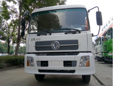 供應(yīng)庫存 東風(fēng)天錦底盤