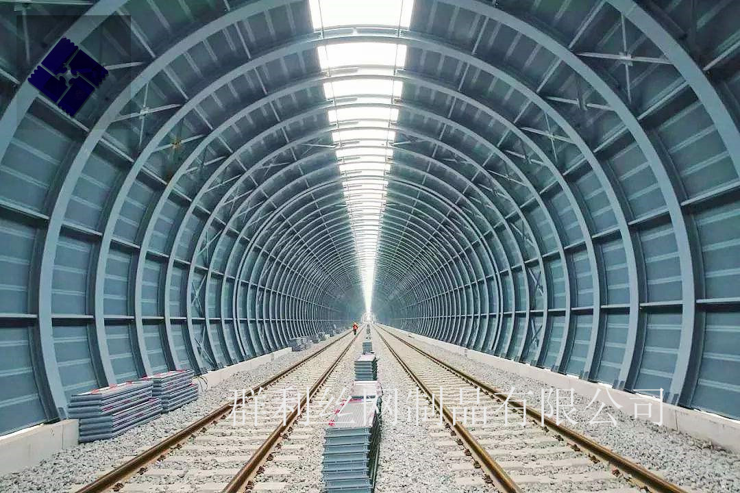 *隔音高鐵聲屏障 耐用防風(fēng)防水防腐蝕隔音消聲鐵板圍欄板圍擋