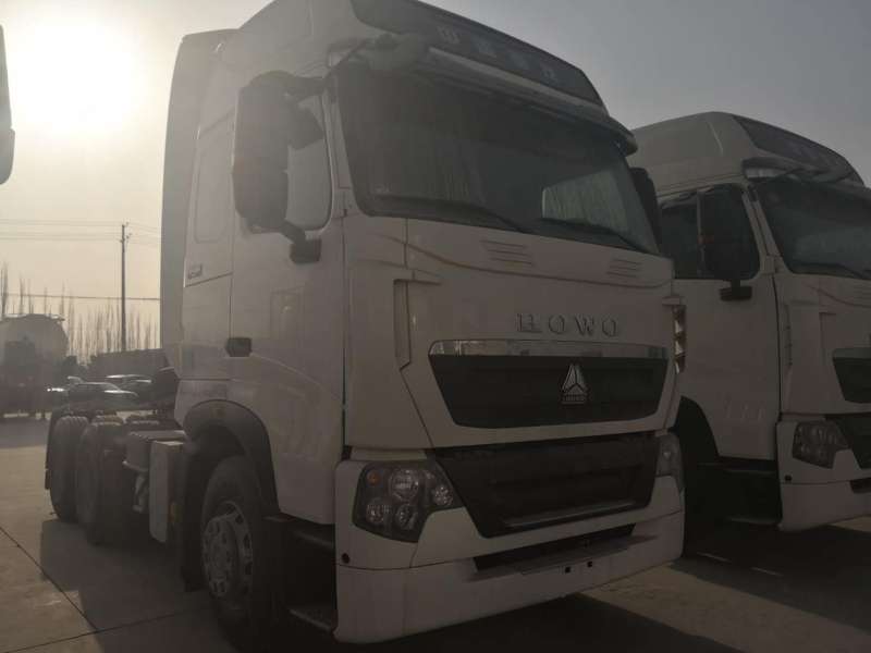 豪沃T7440馬力牽引車(chē)