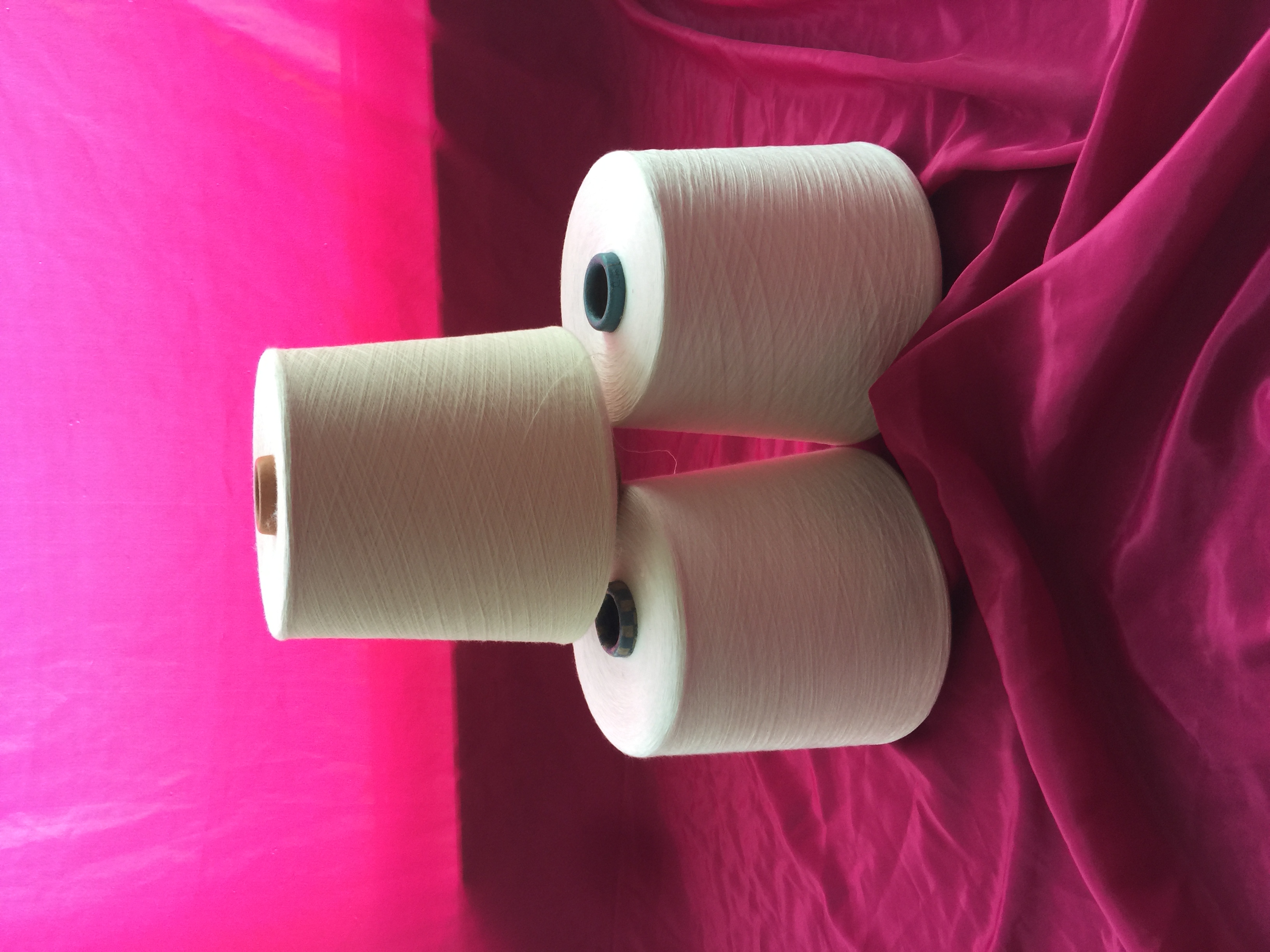 供應 環(huán)錠紡精梳新疆長絨棉紗26支32支 JC32s