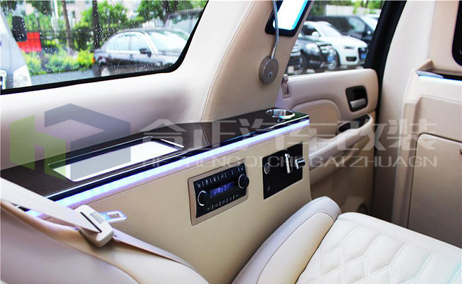 西安凱迪拉克凱雷德內(nèi)飾合正改裝盡顯溫柔祥和之美