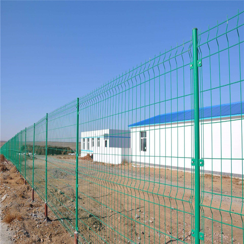 圈地鐵絲圍欄網(wǎng)、園林鐵絲圍欄網(wǎng)、種植鐵絲網(wǎng)圍欄